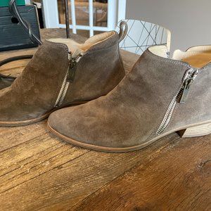 Paul Green suede booties